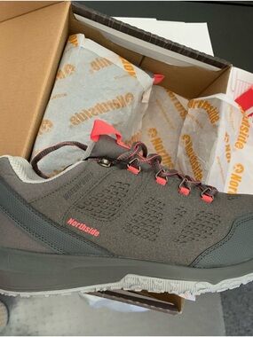 Northside Olive Gray Hiking Shoe with Coral Accents